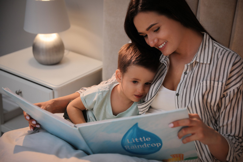 Mum Child Bedtime